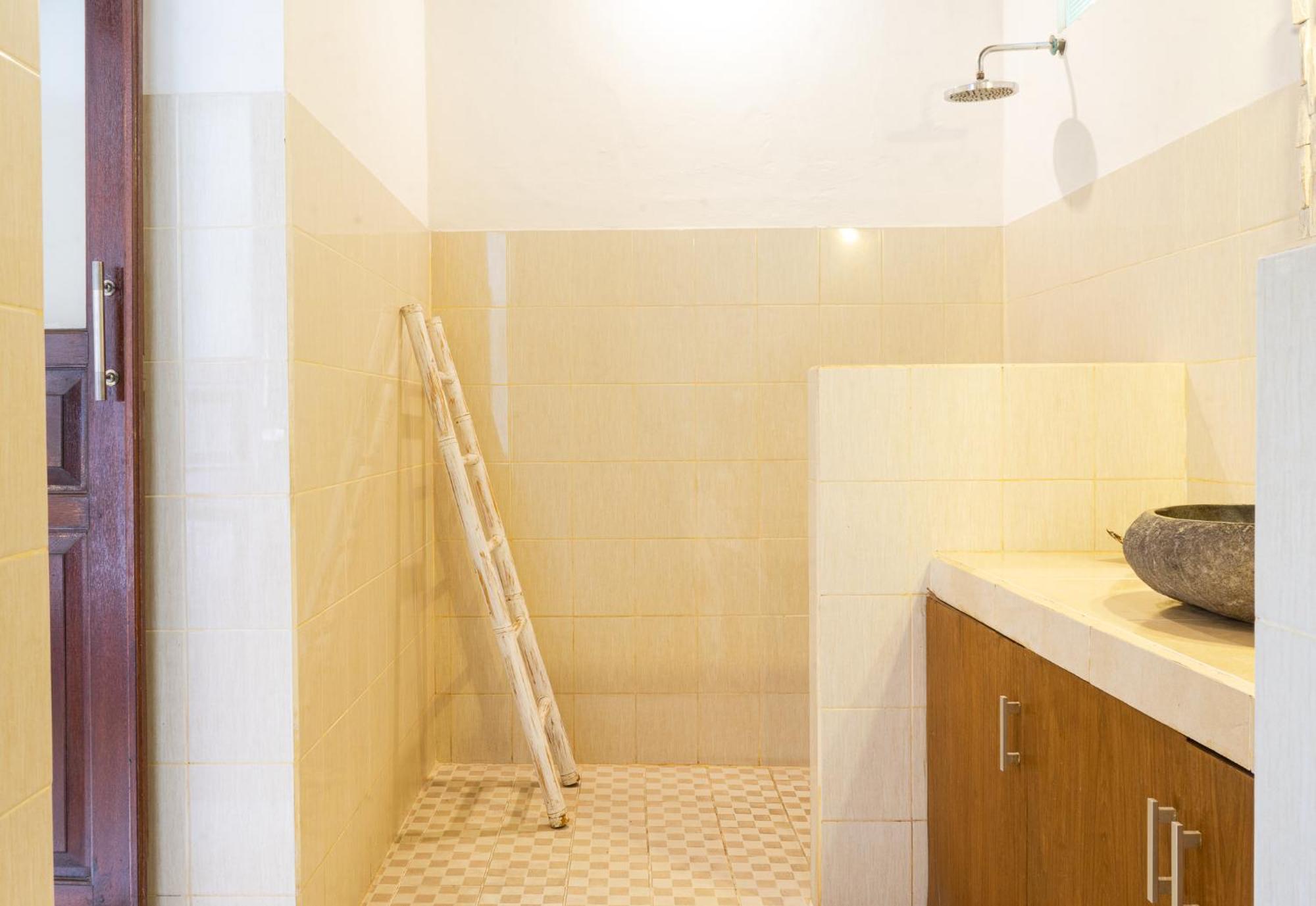 Villa Salya - 3Br - Private Pool - 1Min Walk To La Favela! 세미냑 외부 사진