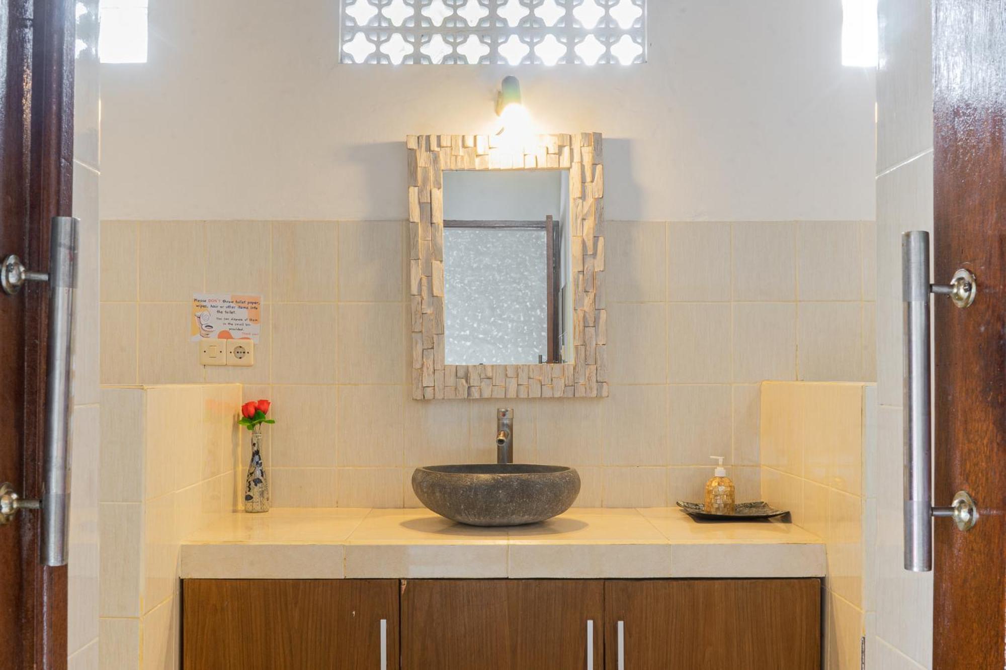 Villa Salya - 3Br - Private Pool - 1Min Walk To La Favela! 세미냑 외부 사진